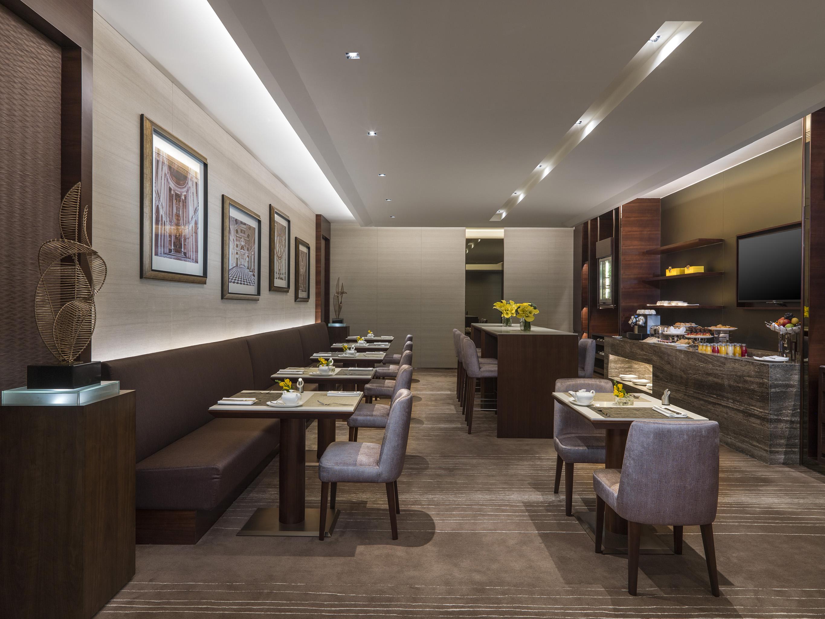 The Olympian Hong Kong Hotel Exterior photo