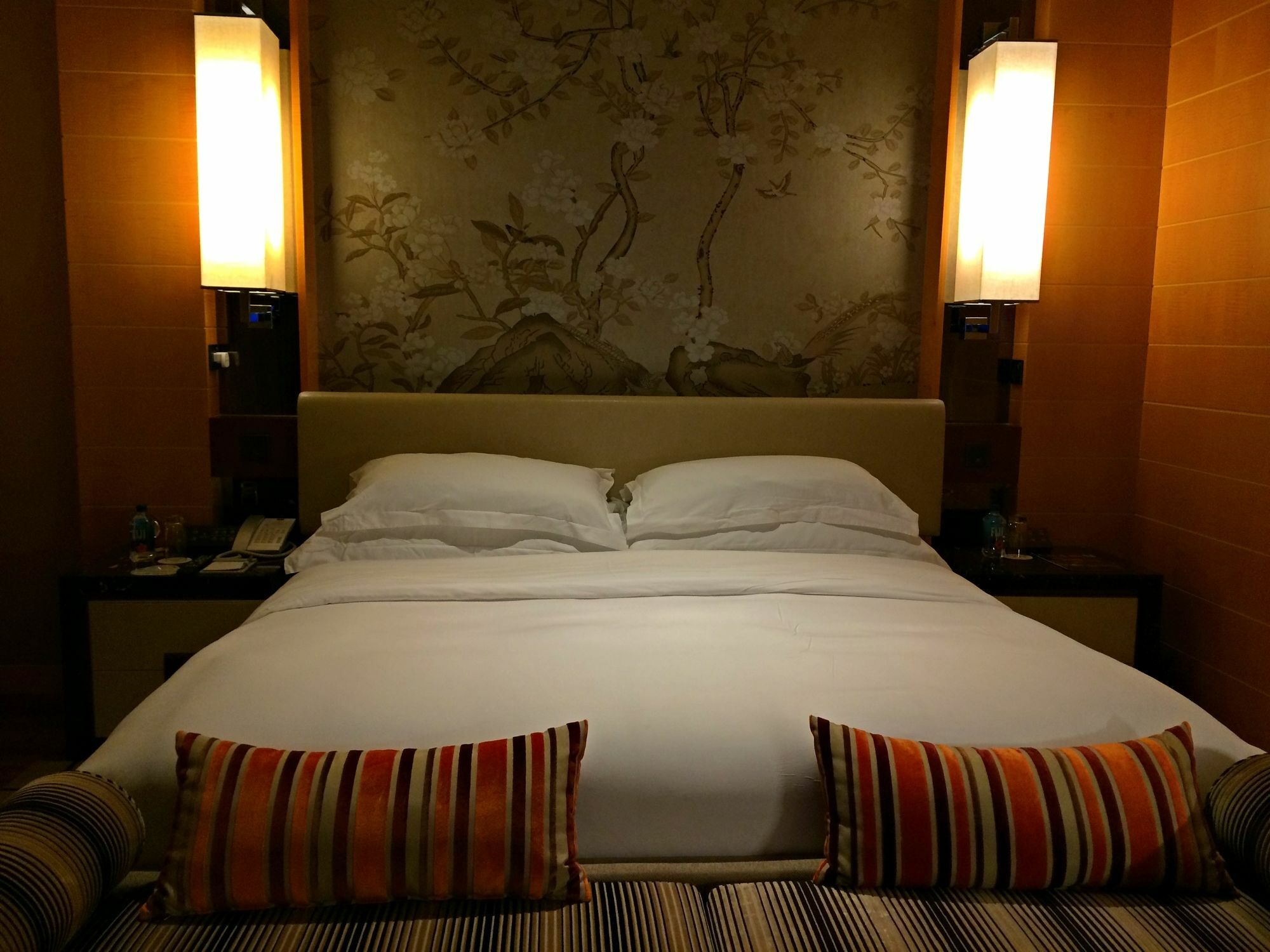 The Olympian Hong Kong Hotel Exterior photo